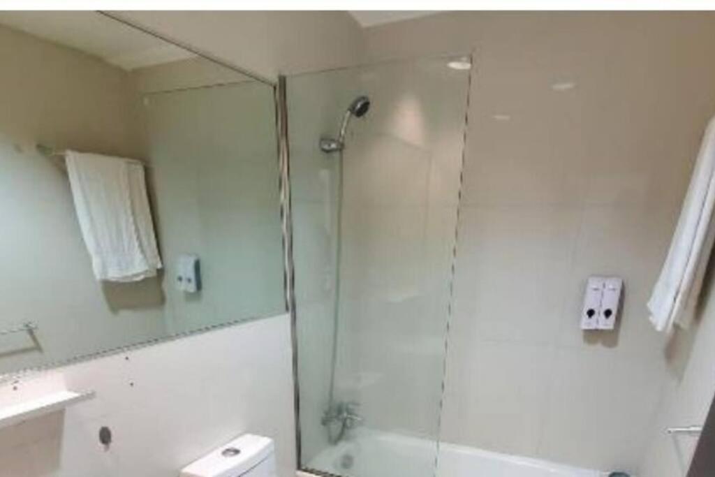 Lincoln Suite Pool - Gym - Sauna ซานโตโดมิงโก ภายนอก รูปภาพ