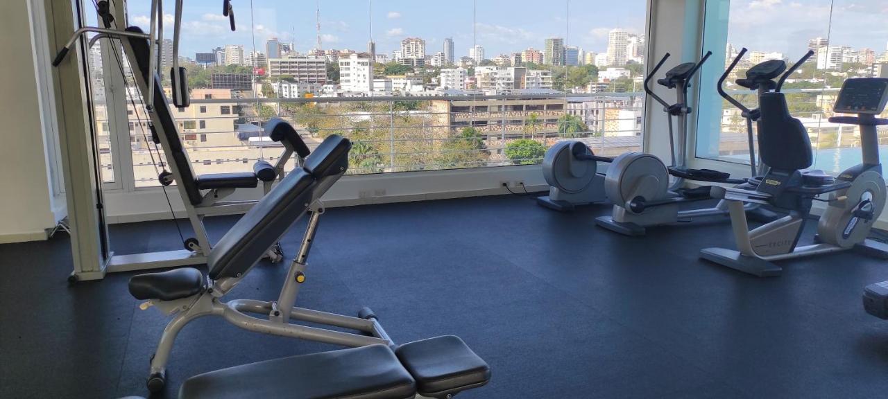 Lincoln Suite Pool - Gym - Sauna ซานโตโดมิงโก ภายนอก รูปภาพ
